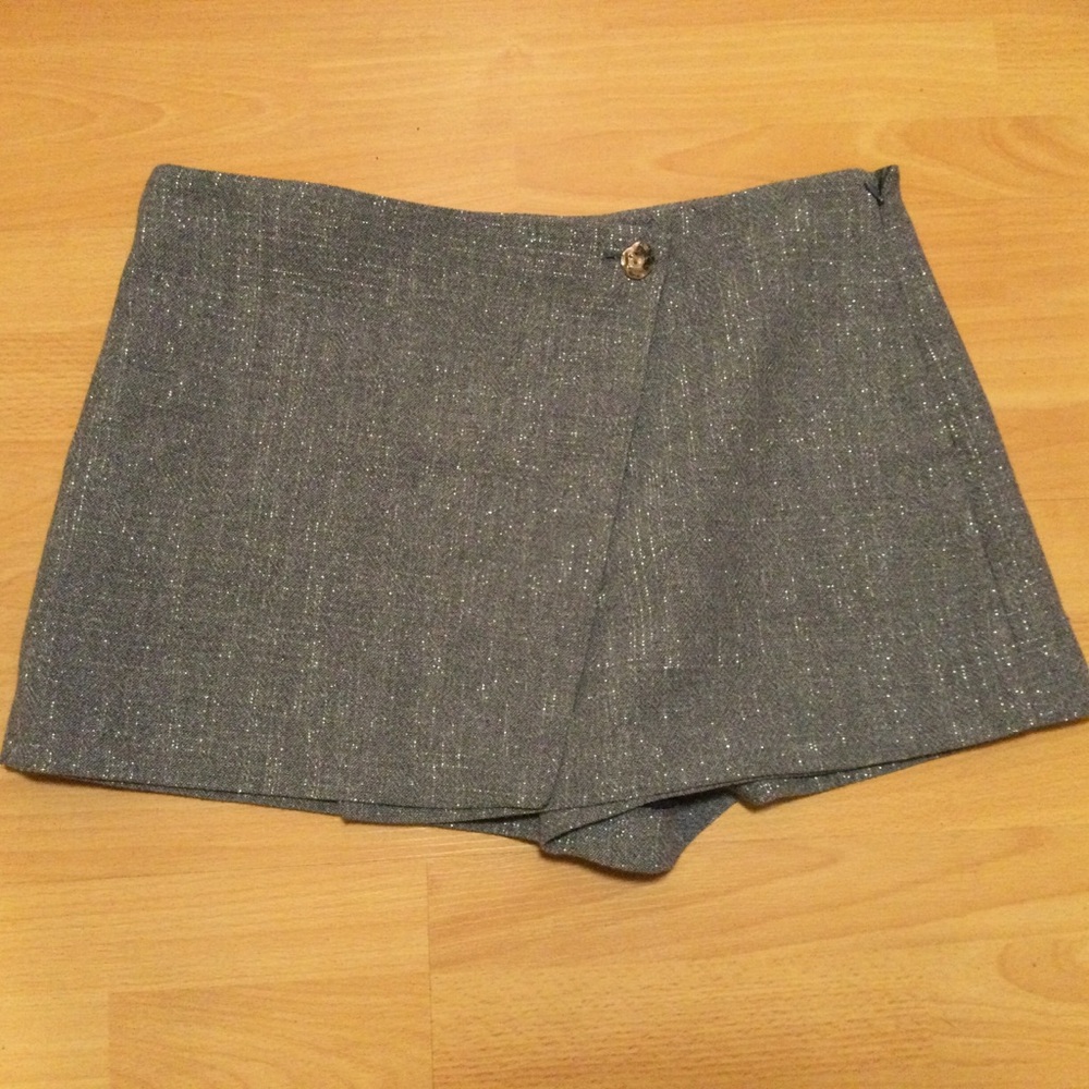 Zara XL Gray SIlver Sparkle Skort Mini Skirt Holiday Party